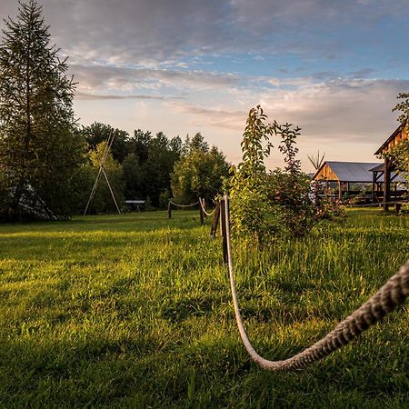 Fort Wapiti Zalasowa Exterior foto